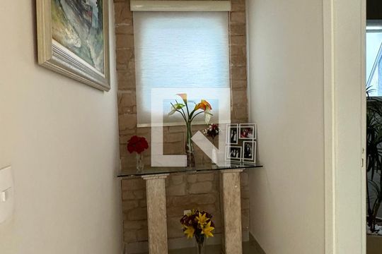 Entrada de casa de condomínio à venda com 3 quartos, 260m² em Alphaville, Santana de Parnaíba