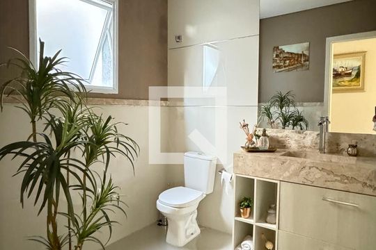 Lavabo de casa de condomínio à venda com 3 quartos, 260m² em Alphaville, Santana de Parnaíba