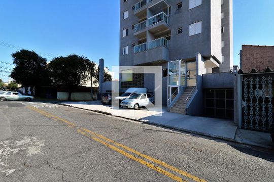 Fachada de apartamento para alugar com 2 quartos, 50m² em Parque Novo Oratório, Santo André