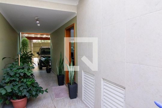 Quintal de casa à venda com 2 quartos, 167m² em Jardim Santa Mena, Guarulhos