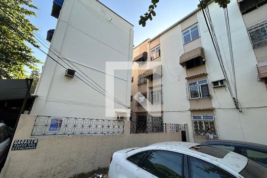 Fachada + Plaquinha de apartamento à venda com 2 quartos, 52m² em Irajá, Rio de Janeiro