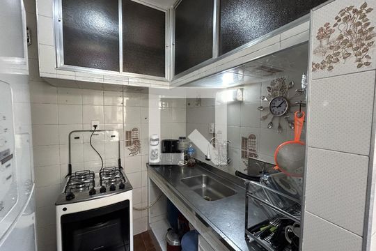 Cozinha de apartamento à venda com 2 quartos, 52m² em Irajá, Rio de Janeiro