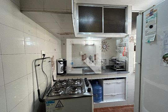 Cozinha de apartamento à venda com 2 quartos, 52m² em Irajá, Rio de Janeiro