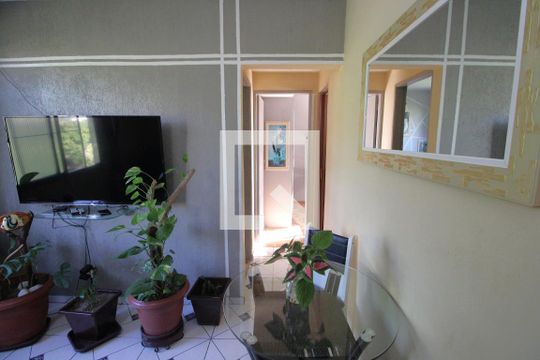 Corredor de apartamento à venda com 2 quartos, 52m² em Irajá, Rio de Janeiro