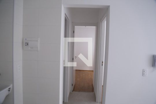 Corredor de apartamento à venda com 2 quartos, 32m² em Jaraguá, São Paulo