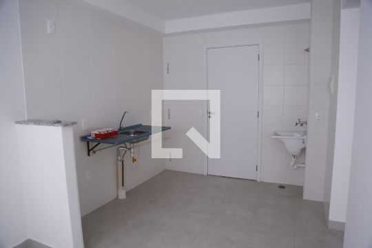 Apartamento à venda com 2 quartos, 32m² em Jaraguá, São Paulo
