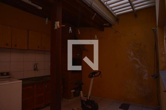 Área de Serviço de casa à venda com 3 quartos, 175m² em Vila America, Santo André