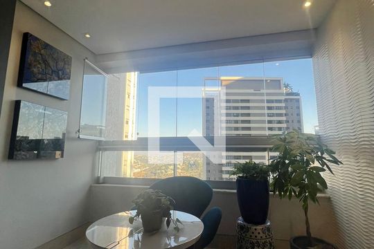 Sala de apartamento à venda com 3 quartos, 86m² em Vila da Serra, Nova Lima