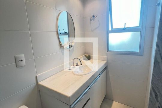 Banheiro de apartamento à venda com 3 quartos, 86m² em Vila da Serra, Nova Lima
