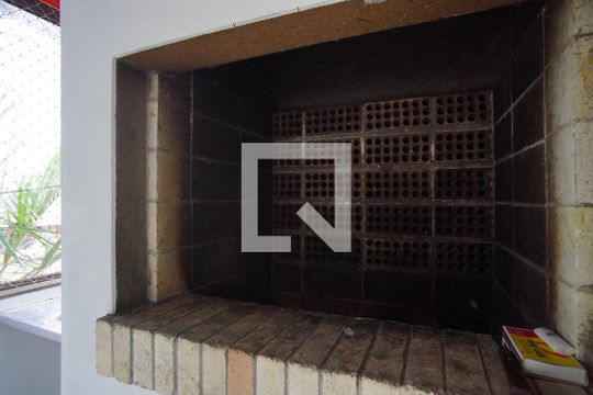 Varanda - Churrasqueira de apartamento para alugar com 2 quartos, 65m² em Santa Cecília, Porto Alegre