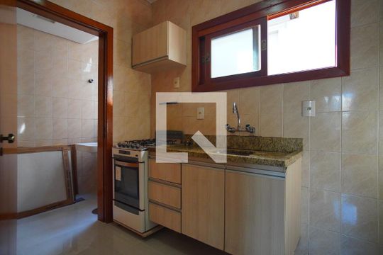 Cozinha de apartamento para alugar com 2 quartos, 65m² em Santa Cecília, Porto Alegre