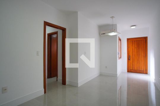 Sala de apartamento para alugar com 2 quartos, 65m² em Santa Cecília, Porto Alegre