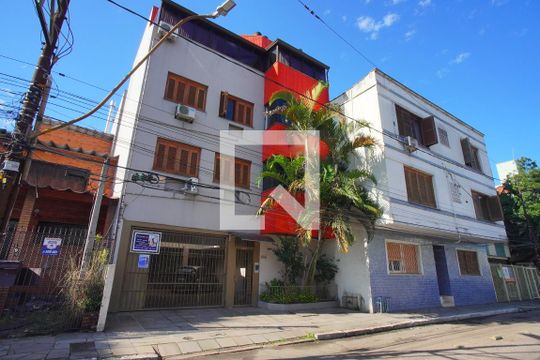 Fachada do Prédio de apartamento para alugar com 2 quartos, 65m² em Santa Cecília, Porto Alegre