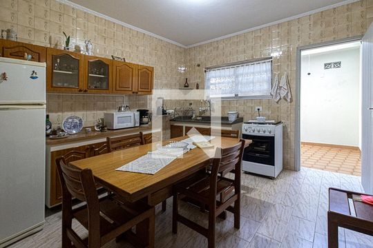 cozinha de casa à venda com 2 quartos, 100m² em Vila Moinho Velho, São Paulo