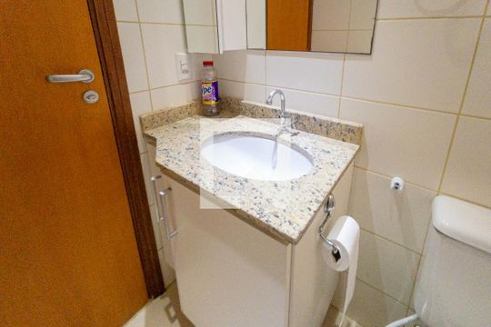 Banheiro de apartamento à venda com 3 quartos, 78m² em Ortizes, Valinhos