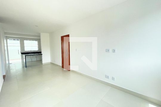 Sala de apartamento à venda com 3 quartos, 90m² em Salgado Filho, Belo Horizonte