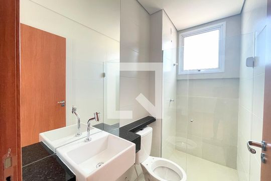 Banheiro social de apartamento à venda com 3 quartos, 149m² em Salgado Filho, Belo Horizonte