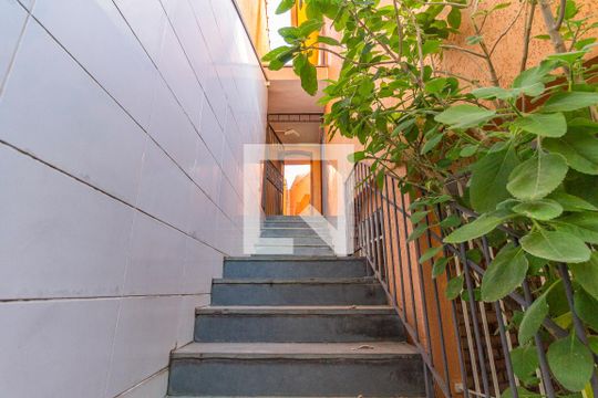Quintal de casa para alugar com 2 quartos, 120m² em Vila Madalena, São Paulo