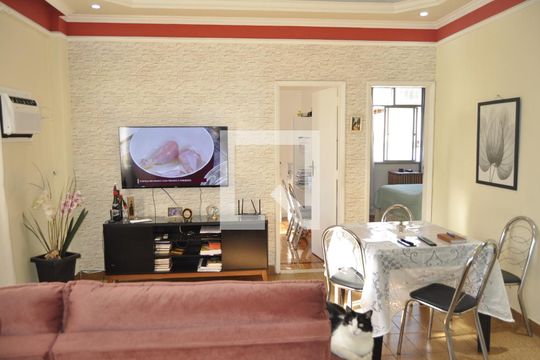 Sala de apartamento para alugar com 2 quartos, 62m² em Pilares, Rio de Janeiro