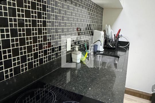 Cozinha de apartamento à venda com 1 quarto, 54m² em Bethaville I, Barueri