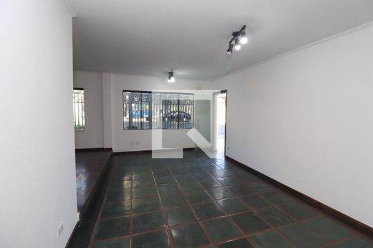 Sala de TV de casa para alugar com 3 quartos, 240m² em Vila Carrão, São Paulo