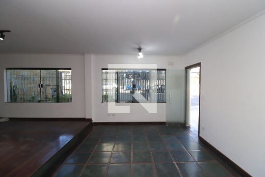 Sala de TV de casa para alugar com 3 quartos, 240m² em Vila Carrão, São Paulo