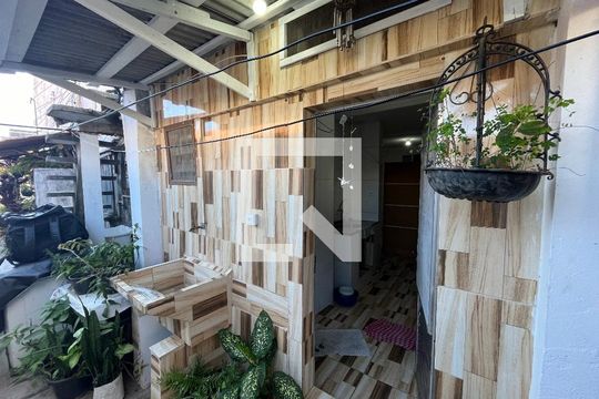 Fachada de casa para alugar com 1 quarto, 21m² em Jabaquara, São Paulo