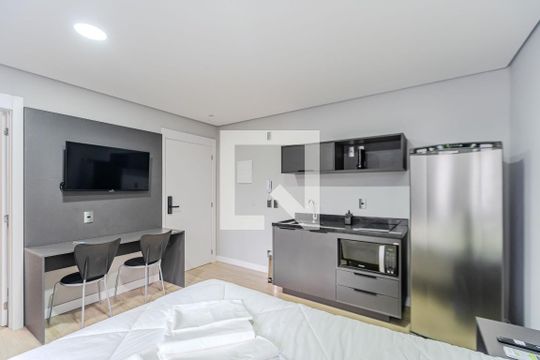 Cozinha de apartamento para alugar com 1 quarto, 25m² em Centro Histórico, Porto Alegre