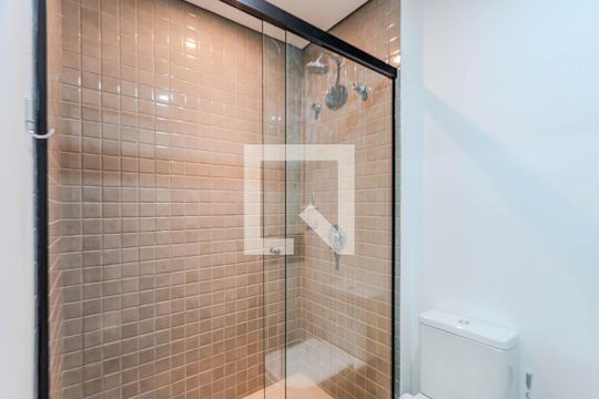 Banheiro de apartamento para alugar com 1 quarto, 25m² em Centro Histórico, Porto Alegre