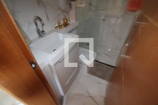 Banheiro de apartamento à venda com 2 quartos, 41m² em Parque Edu Chaves, São Paulo