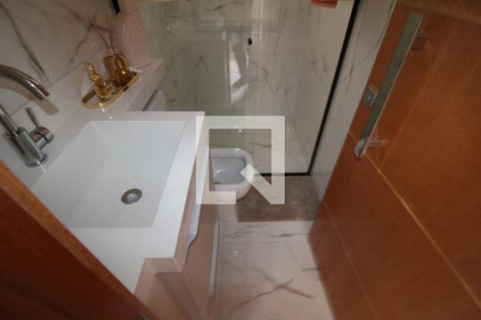 Banheiro de apartamento à venda com 2 quartos, 41m² em Parque Edu Chaves, São Paulo
