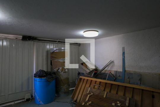 Garagem de casa à venda com 8 quartos, 640m² em São Pedro, Belo Horizonte