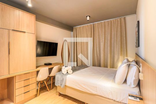 Sala/Quarto de kitnet/studio à venda com 1 quarto, 25m² em Brooklin Paulista, São Paulo