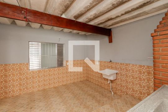 Lavanderia/ Churrasqueira de casa para alugar com 2 quartos, 100m² em Jardim Casablanca, São Paulo
