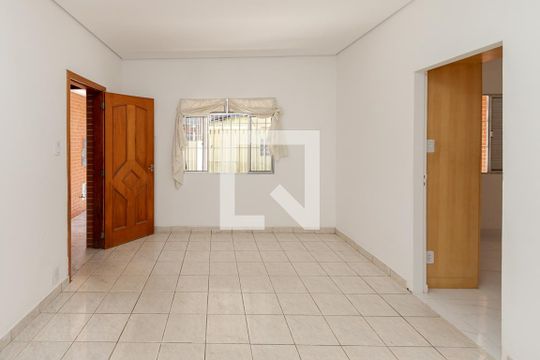 Casa para alugar com 2 quartos, 100m² em Jardim Casablanca, São Paulo