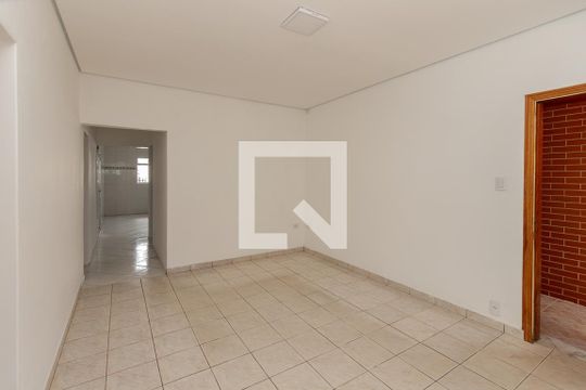Sala de casa para alugar com 2 quartos, 100m² em Jardim Casablanca, São Paulo