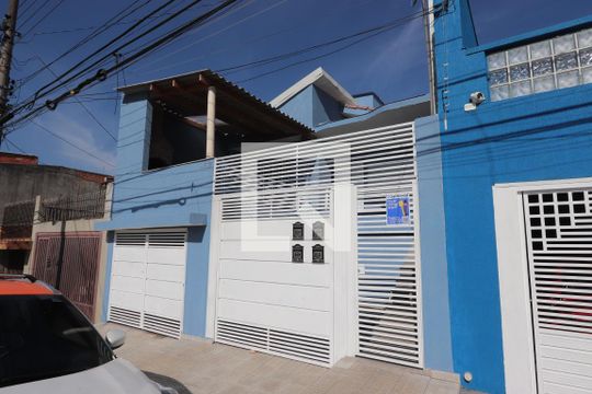 Fachada de casa de condomínio à venda com 4 quartos, 230m² em Vila Antonieta, São Paulo