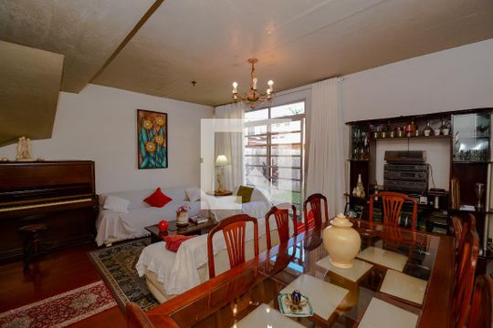 Sala de casa à venda com 4 quartos, 137m² em Paulicéia, São Bernardo do Campo