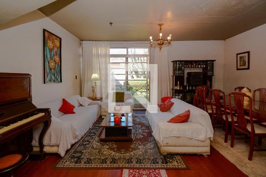Sala de casa à venda com 4 quartos, 137m² em Paulicéia, São Bernardo do Campo