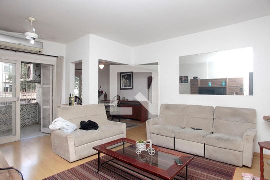 Sala de Estar de apartamento para alugar com 2 quartos, 120m² em Rio Branco, Porto Alegre