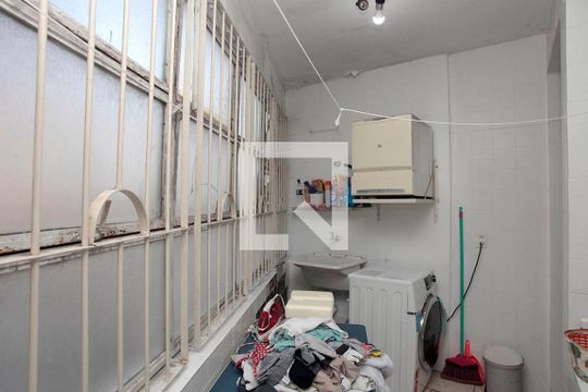 Área de Serviço + Despensa de apartamento para alugar com 2 quartos, 120m² em Rio Branco, Porto Alegre