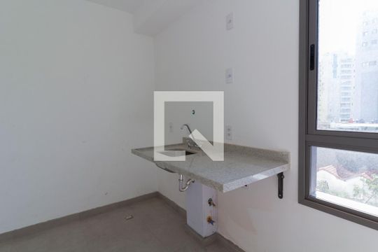 Sala/Cozinha de kitnet/studio à venda com 1 quarto, 27m² em Chácara Seis de Outubro, São Paulo