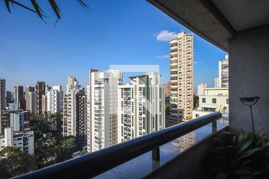 Varanda da Suíte 2 de apartamento à venda com 3 quartos, 226m² em Vila Suzana, São Paulo