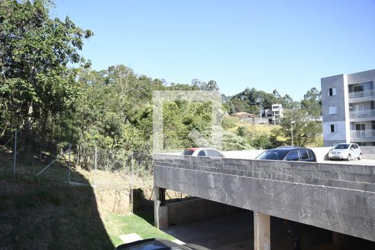 Quarto de apartamento para alugar com 2 quartos, 47m² em Jardim Pioneira, Cotia