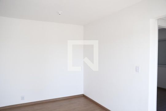 Sala de apartamento para alugar com 2 quartos, 47m² em Jardim Pioneira, Cotia