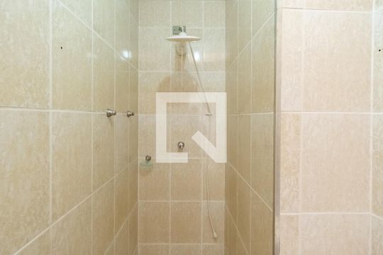 Banheiro de casa de condomínio à venda com 2 quartos, 60m² em Vila Matilde, São Paulo