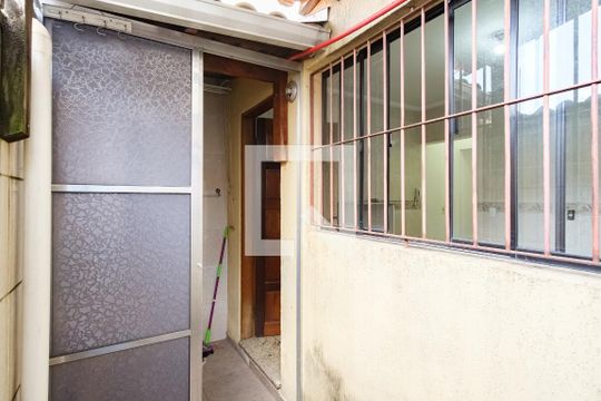 Quintal de casa de condomínio à venda com 2 quartos, 60m² em Vila Matilde, São Paulo