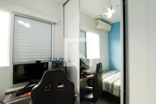 Quarto 2 de casa à venda com 4 quartos, 130m² em Parque Sao Domingos, São Paulo