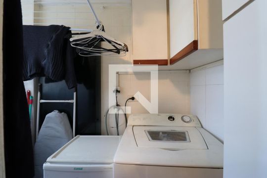 Área de Serviço de apartamento à venda com 1 quarto, 52m² em Sumarezinho, São Paulo