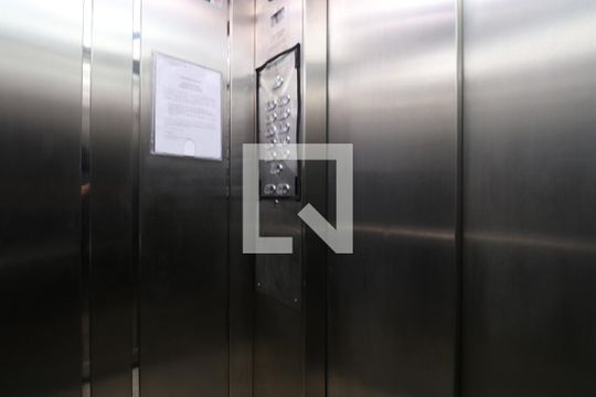 elevador de apartamento à venda com 1 quarto, 52m² em Sumarezinho, São Paulo